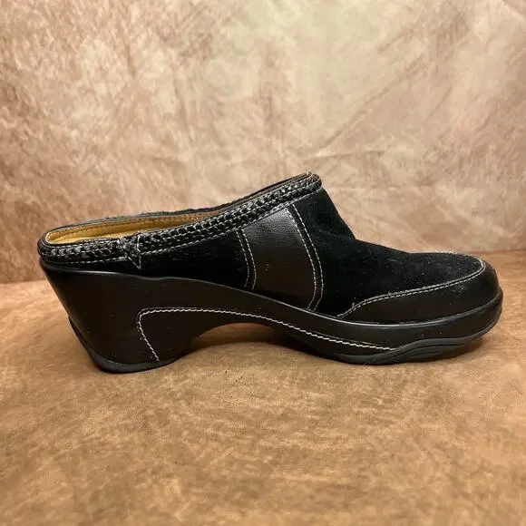 White Mountain Wedge Heel Suede Leather Clog Mules Black Slip On Gothic Peasant - Picture 5 of 10